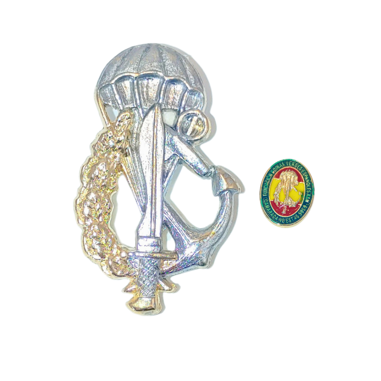 PACK ESCUDO Y PIN OVALADO