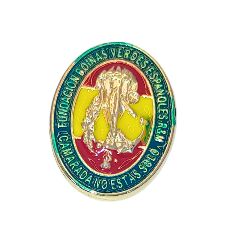 PIN OVALADO ROBLE Y MACHETE